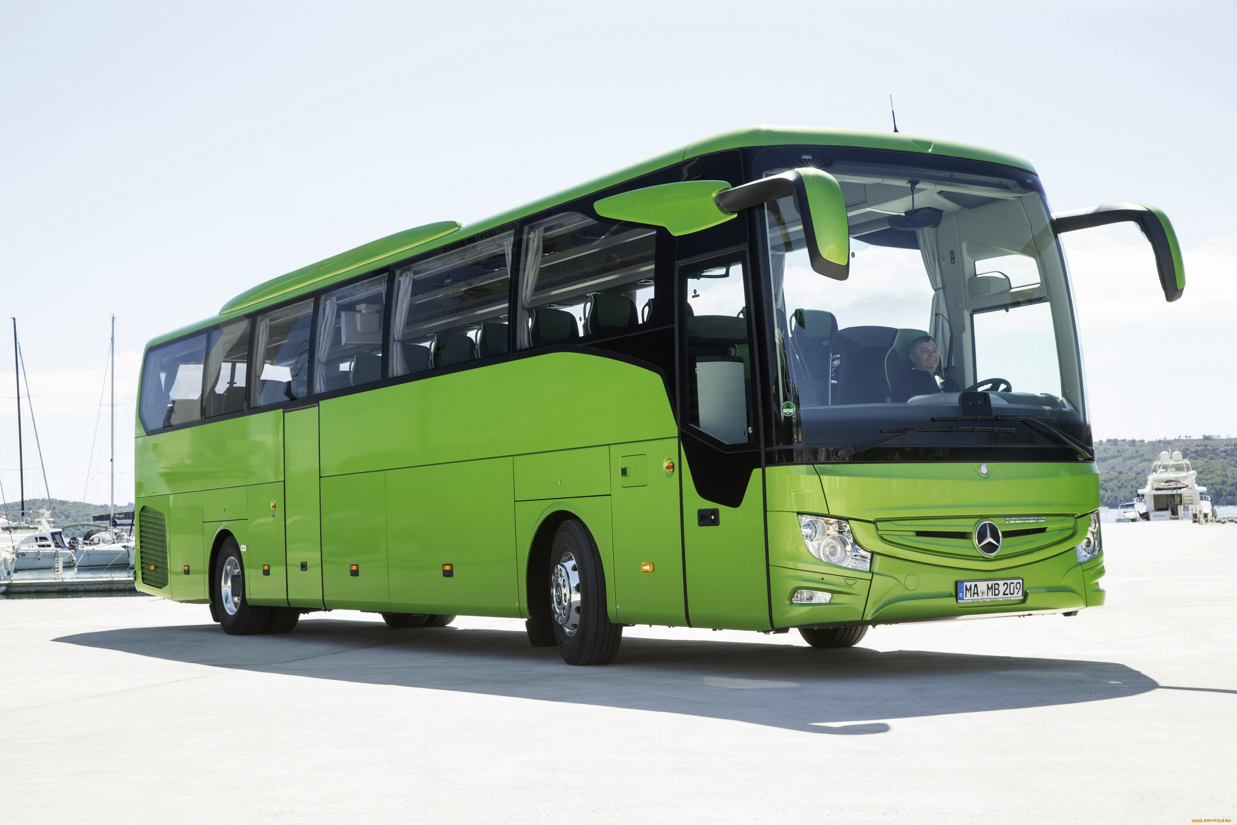 Покажи картинки автобусов. Mercedes-Benz Tourismo. Mercedes Benz Tourismo 2018. Mercedes-Benz Tourismo Bus. Mercedes Benz Tourismo 19 RHD.